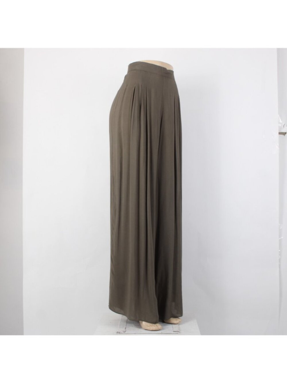 Catwalk Studio Pant $40 Sz L x 31 Moss Green Pleated Sheer Cotton Poly Pant - Picture 4 of 16